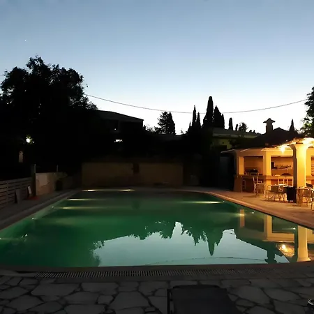 بيت ضيافة Comfy - 4 3*